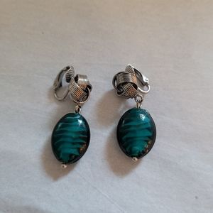 Vintage Oval Green Clip-on Earrings